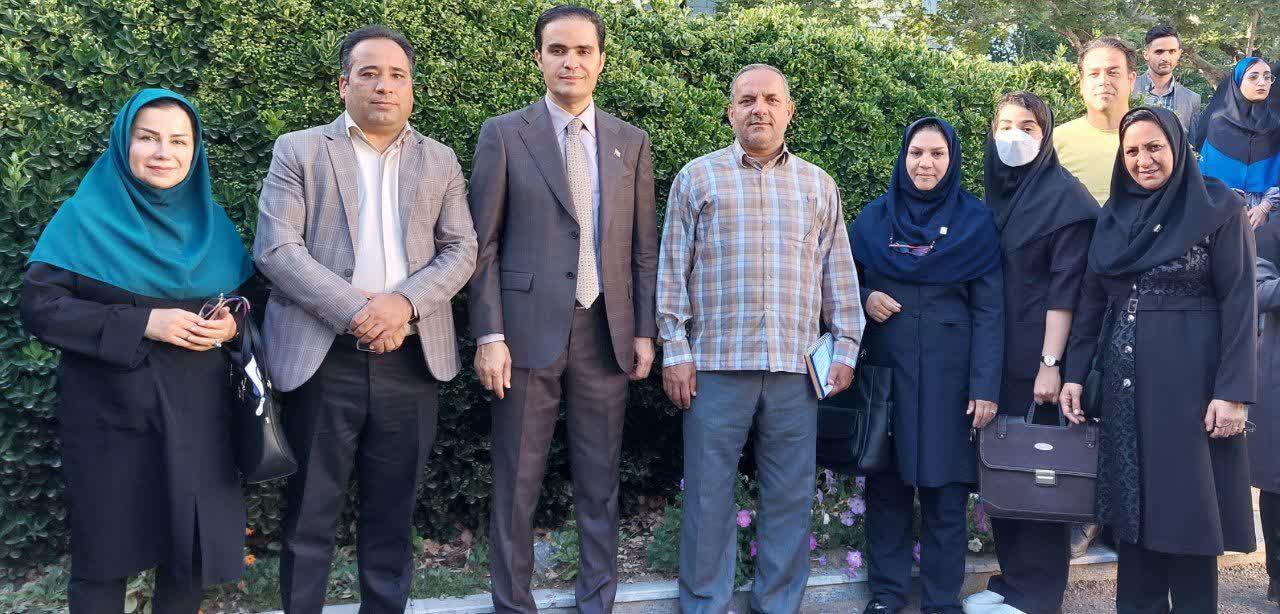 همایش بیمه فراگامان پاسارگاد-2خرداد1401-با استاد باطانی، جناب غلامی، خانم طاهریان، خانم اسکندری، خانم نظری و سایر دوستان عزیز